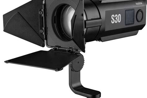 Godox S30 LED Video Işığı İnceleme