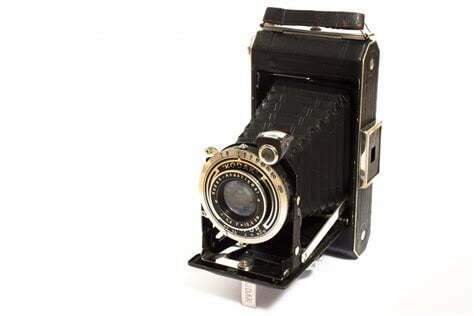 Analog Orta Format Kameralar: Film Fotoğrafçılığının Büyüsü