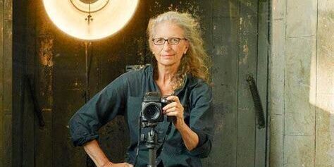 Annie Leibovitz ve Vanity Fair: Ünlülerin Set Hikayeleri Annie Leibovitz ve Vanity Fair: Ünlülerin Set Hikayeleri