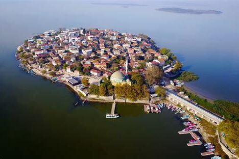 Bursa’nın Yeşil Cennetleri: Uluabat Gölü ve Gölyazı’da Fotoğraf Çekim Noktaları