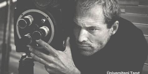 Chris Dixon: Dergi Tasarımı ve Sanat Yönetmenliği Chris Dixon: Dergi Tasarımı ve Sanat Yönetmenliği