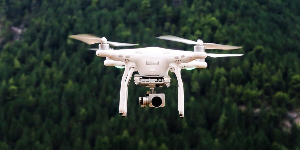Drone Çekimlerinde Pil Ömrü ve Enerji Yönetimi