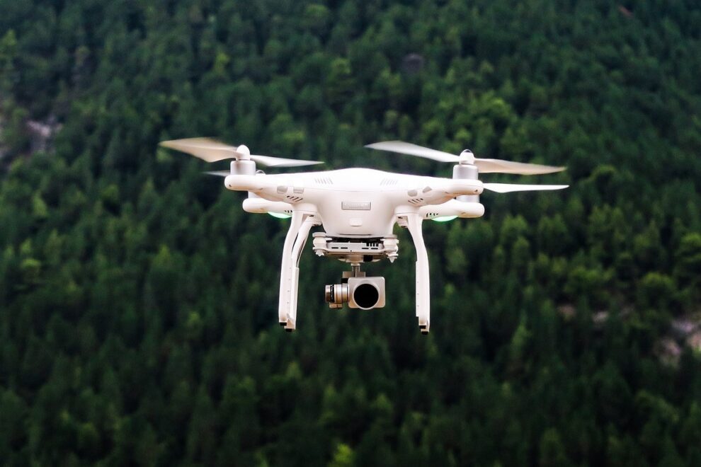 Drone Çekimlerinde Pil Ömrü ve Enerji Yönetimi