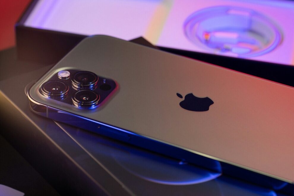 iPhone 12 Pro Max’in LiDAR Tarayıcısıyla Derinlik Algılama