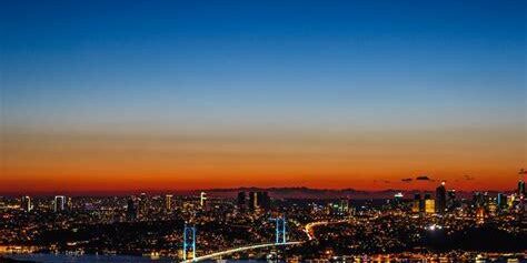 İstanbul’un Büyüleyici Manzaraları: Moda Fotoğrafçılığı İçin En İyi Mekanlar İstanbul’un Büyüleyici Manzaraları: Moda Fotoğrafçılığı İçin En İyi Mekanlar