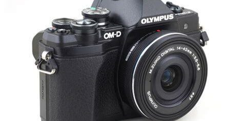 Olympus OM-D E-M10 Mark III: 2018’de Amatörler için Kullanımı Kolay ve Çok Yönlü Aynasız Kamera Olympus OM-D E-M10 Mark III: 2018’de Amatörler için Kullanımı Kolay ve Çok Yönlü Aynasız Kamera