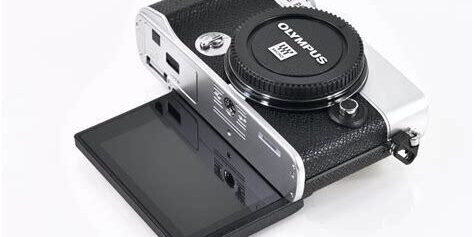Olympus PEN E-PL11: Amatörler İçin Ideal, Basit Kontroller ve Şık Tasarım