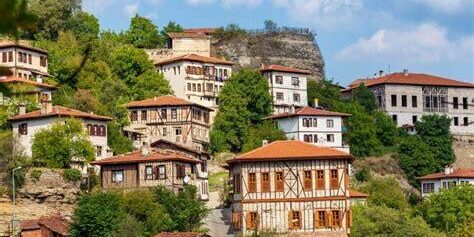 Safranbolu’nun Tarihi Dokusu: Osmanlı Mimarisiyle Fotoğraf Çekim Mekanları Safranbolu’nun Tarihi Dokusu: Osmanlı Mimarisiyle Fotoğraf Çekim Mekanları