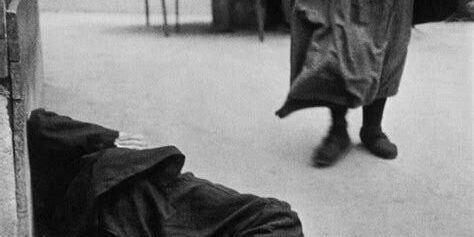 Sokak Fotoğrafçılığında "Henri Cartier-Bresson" Tekniği: Anı Yakalamak