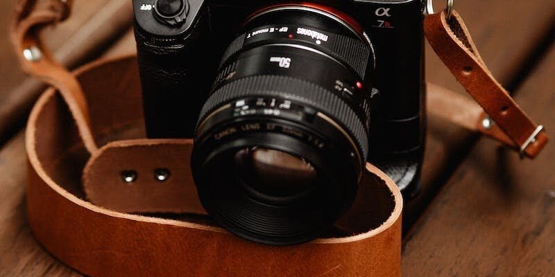 Sony A7 III ve Fujifilm X-T4: İki Sistem, İki Dünya