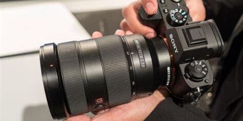 Sony Alpha A1: 2020’de Profesyonel Fotoğrafçılar için Zirve Performans Sunan Aynasız Kamera