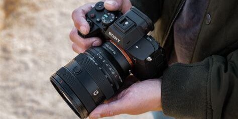 Sony FE 20-70mm F/4 G Lens Detaylı İnceleme Sony FE 20-70mm F/4 G Lens Detaylı İnceleme