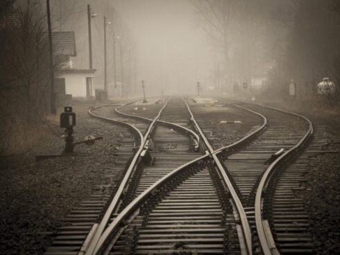 Tren Yolculukları: Rayların Üzerinde Fotoğrafçılık