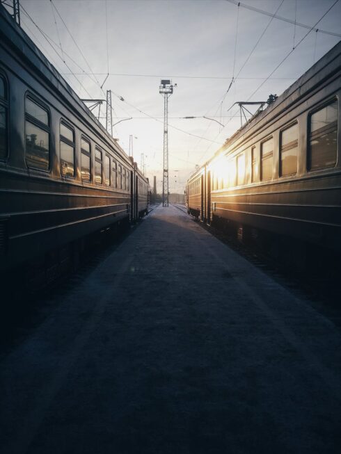 Tren Yolculukları: Rayların Üzerinde Fotoğrafçılık