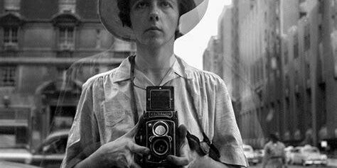 "Vivian Maier" İzinde: Günlük Yaşamın Sokak Portreleri