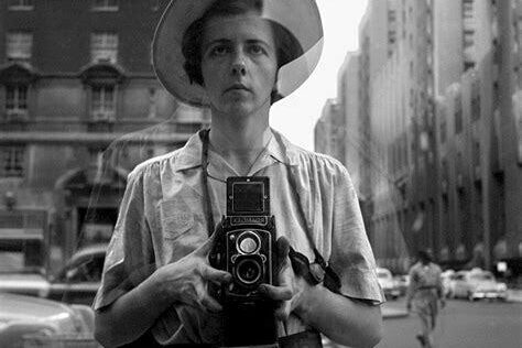 "Vivian Maier" İzinde: Günlük Yaşamın Sokak Portreleri