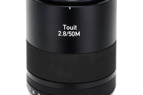 Zeiss Touit 50mm f/2.8 Macro Lens (Sony E)